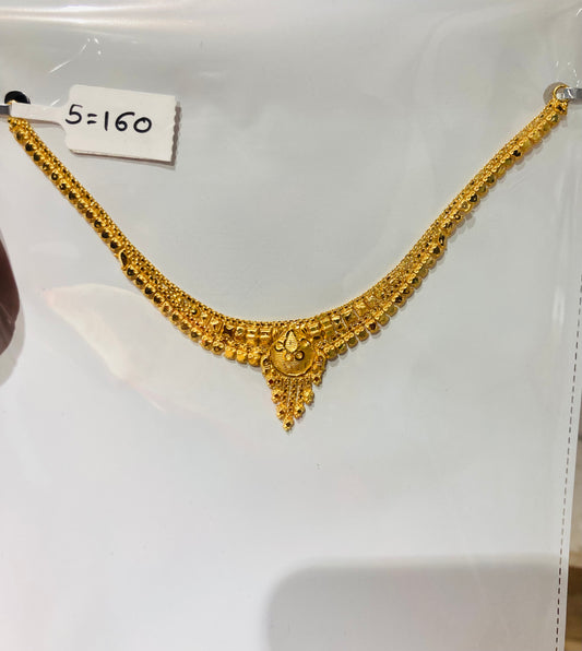 Short regular necklace 128