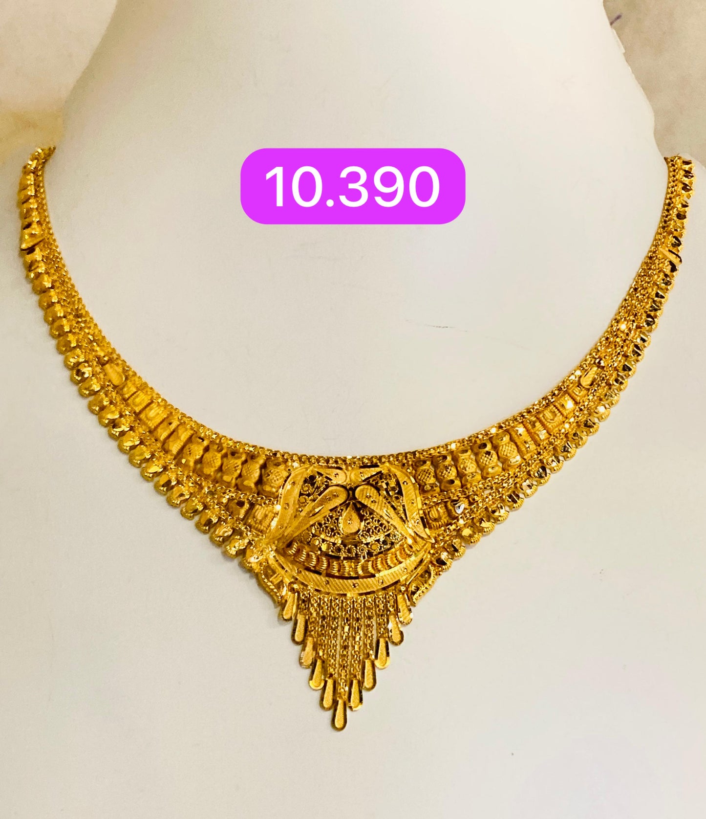 Short regular necklace 165