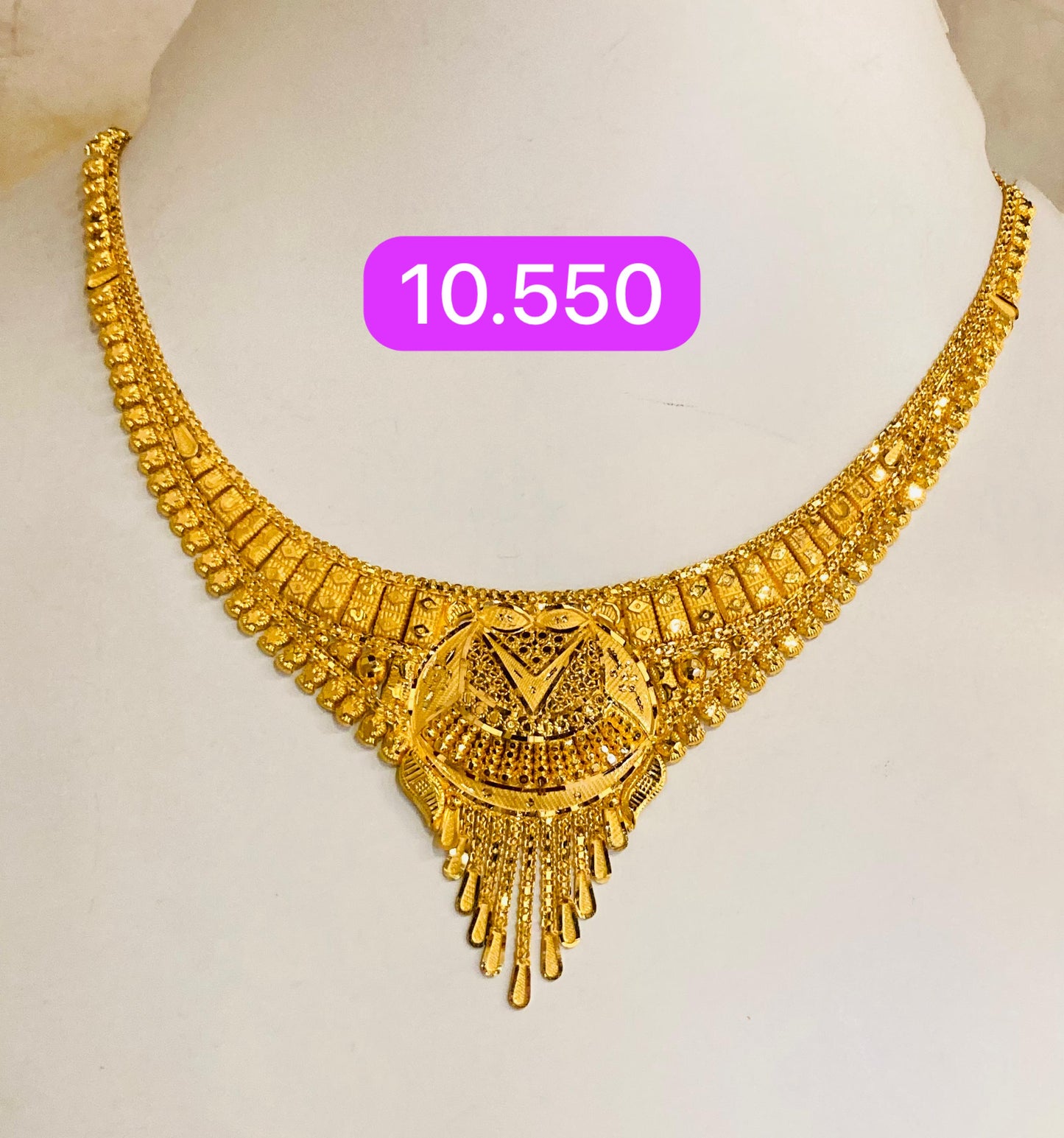 Short regular necklace 167