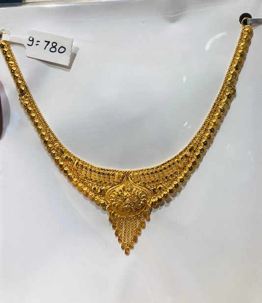 Short regular necklace 122