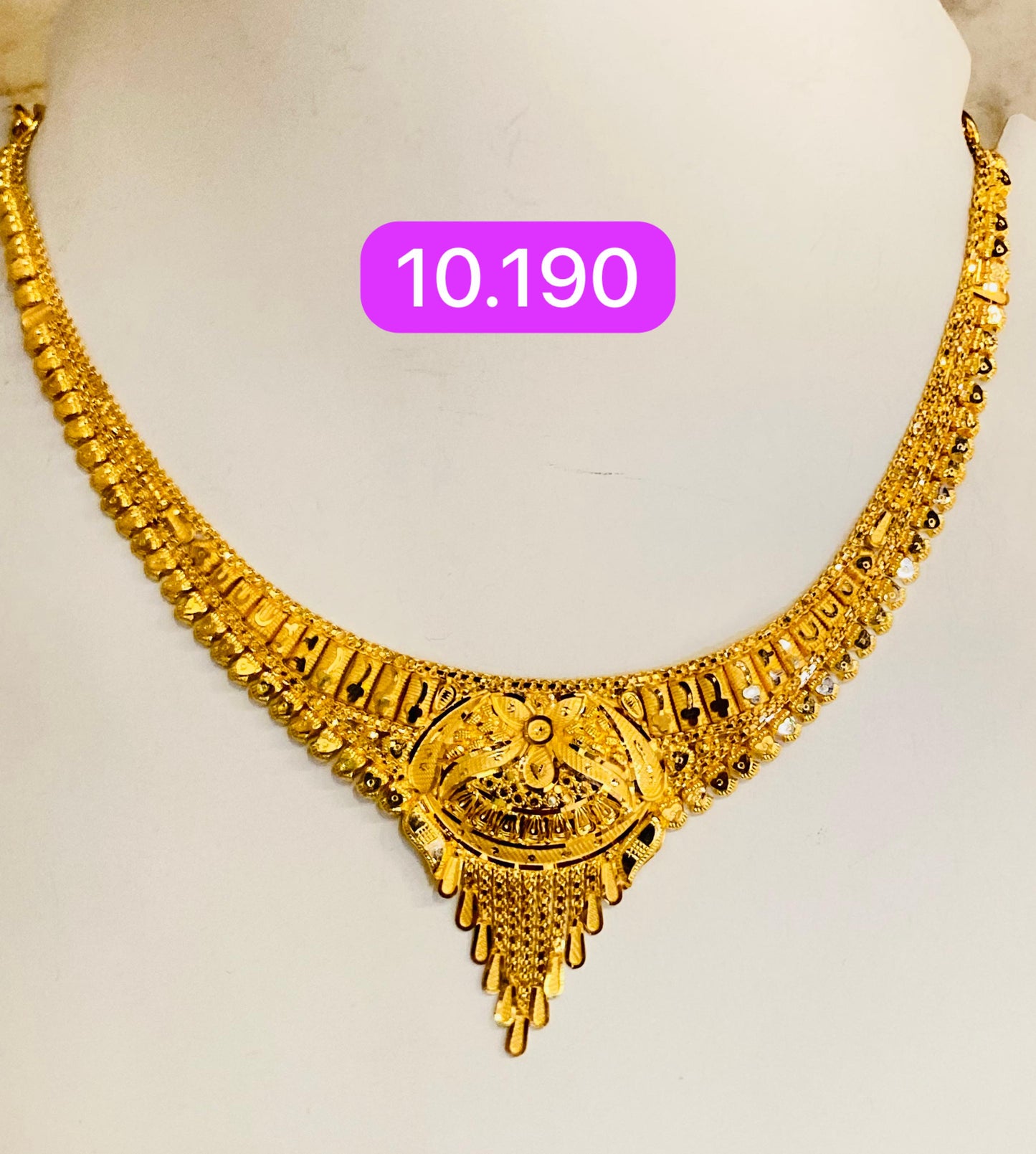 Short regular necklace 164