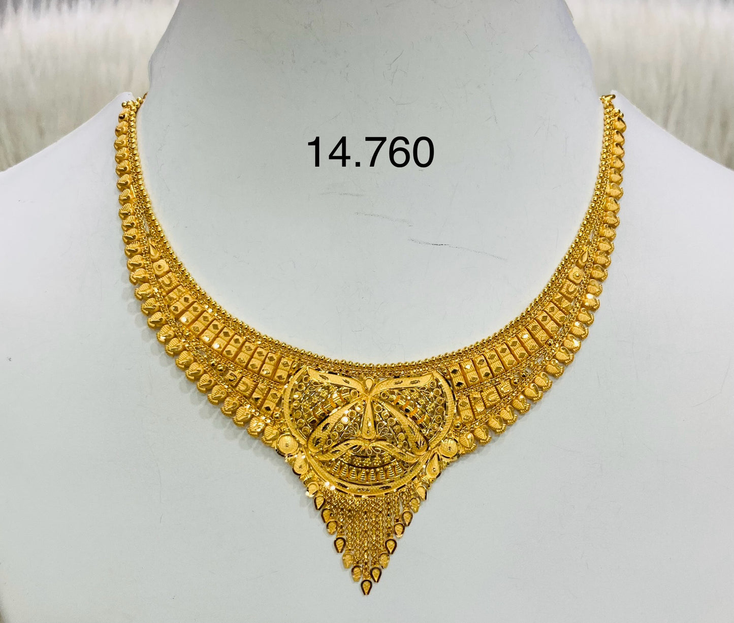 Short regular necklace 068