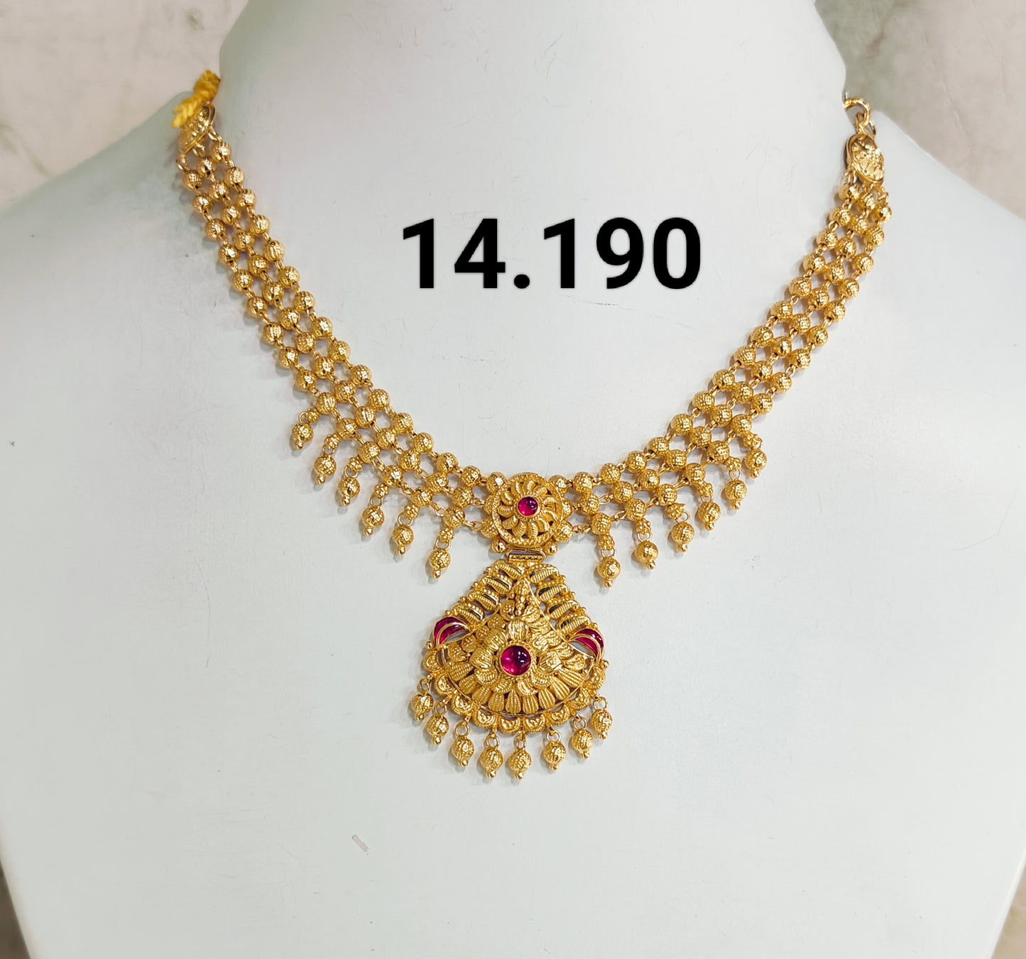 Temple short necklace 049