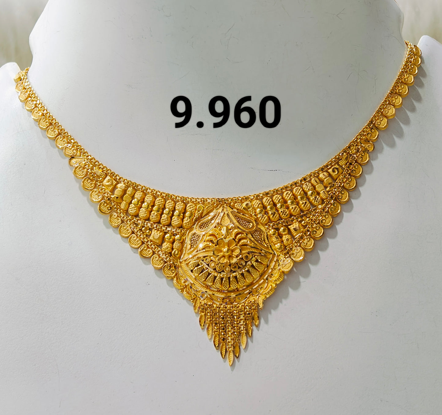 Short regular necklace 256