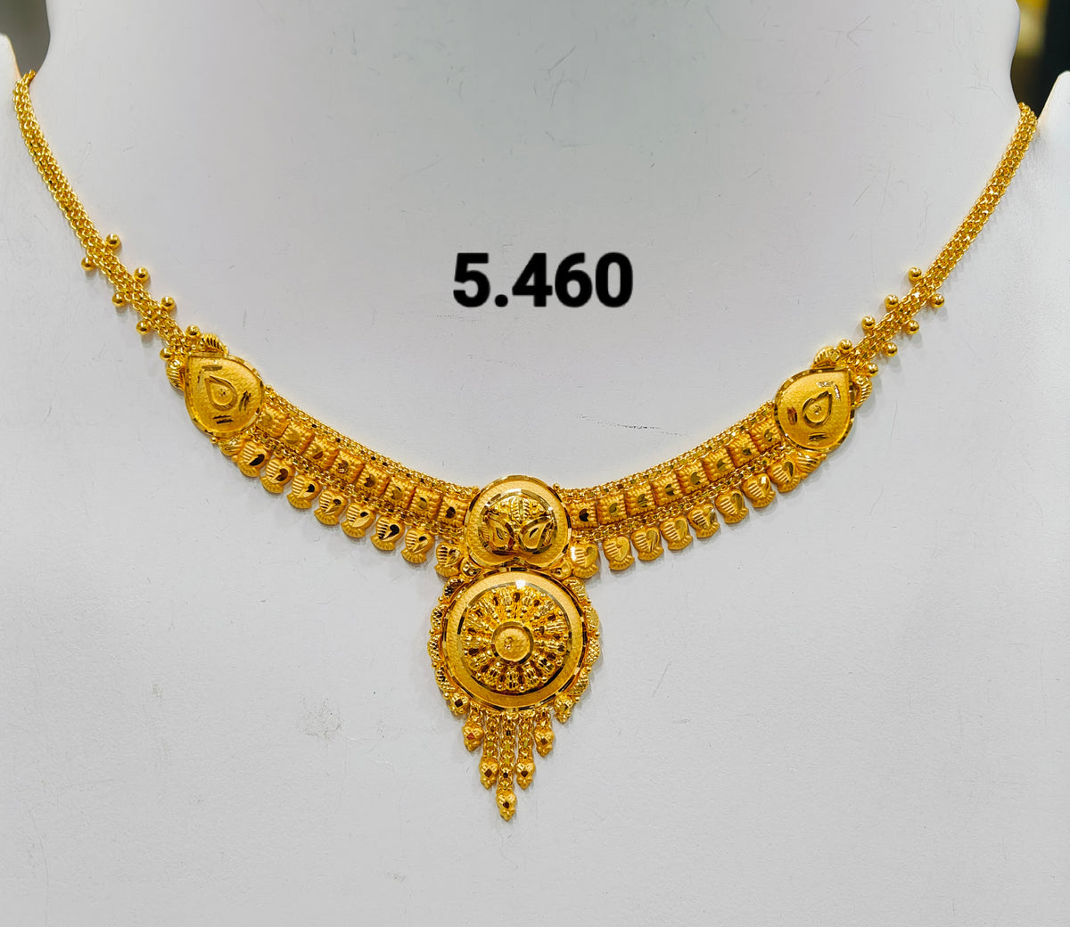 Short regular necklace 344