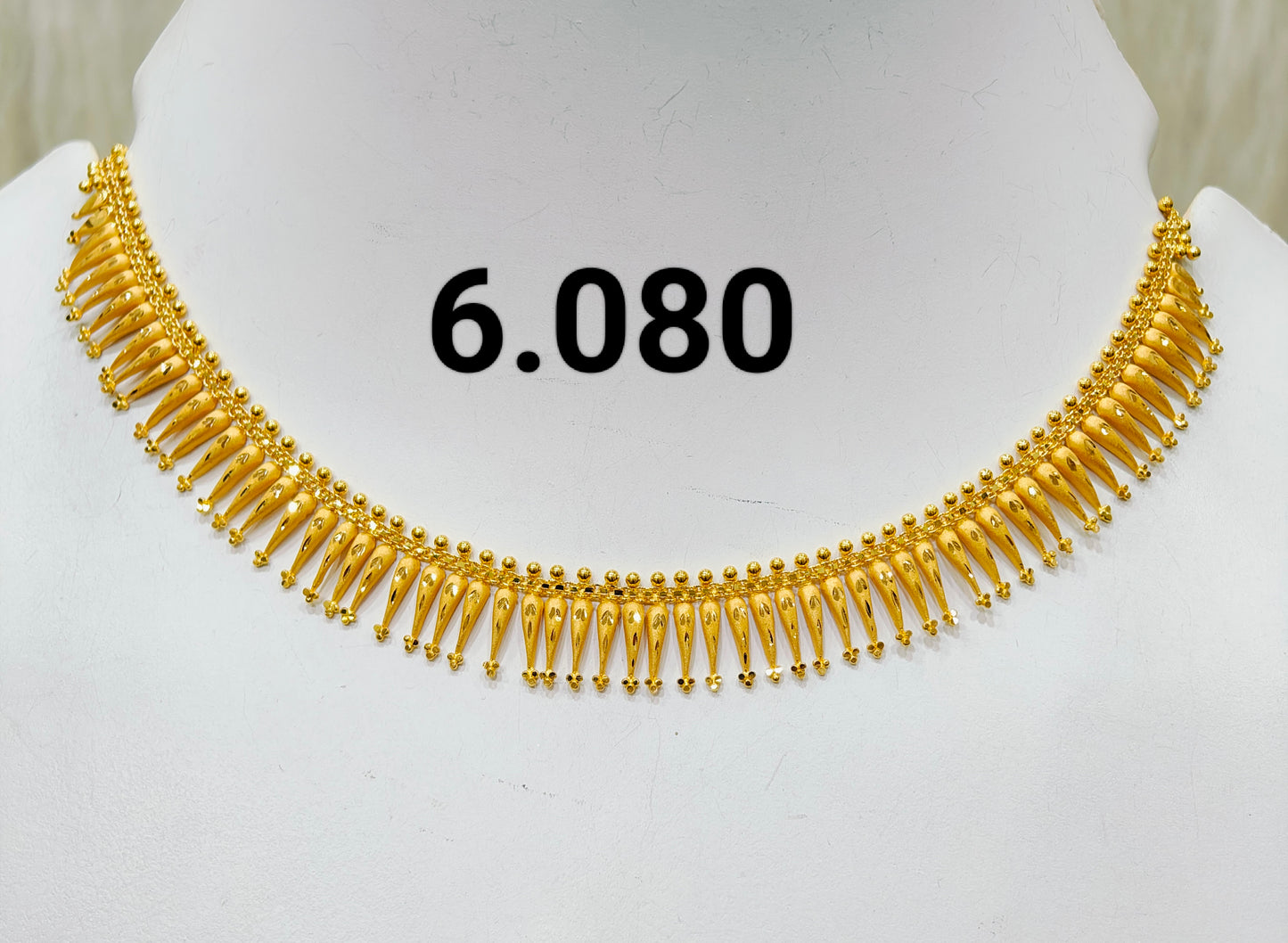 Short regular necklace 250