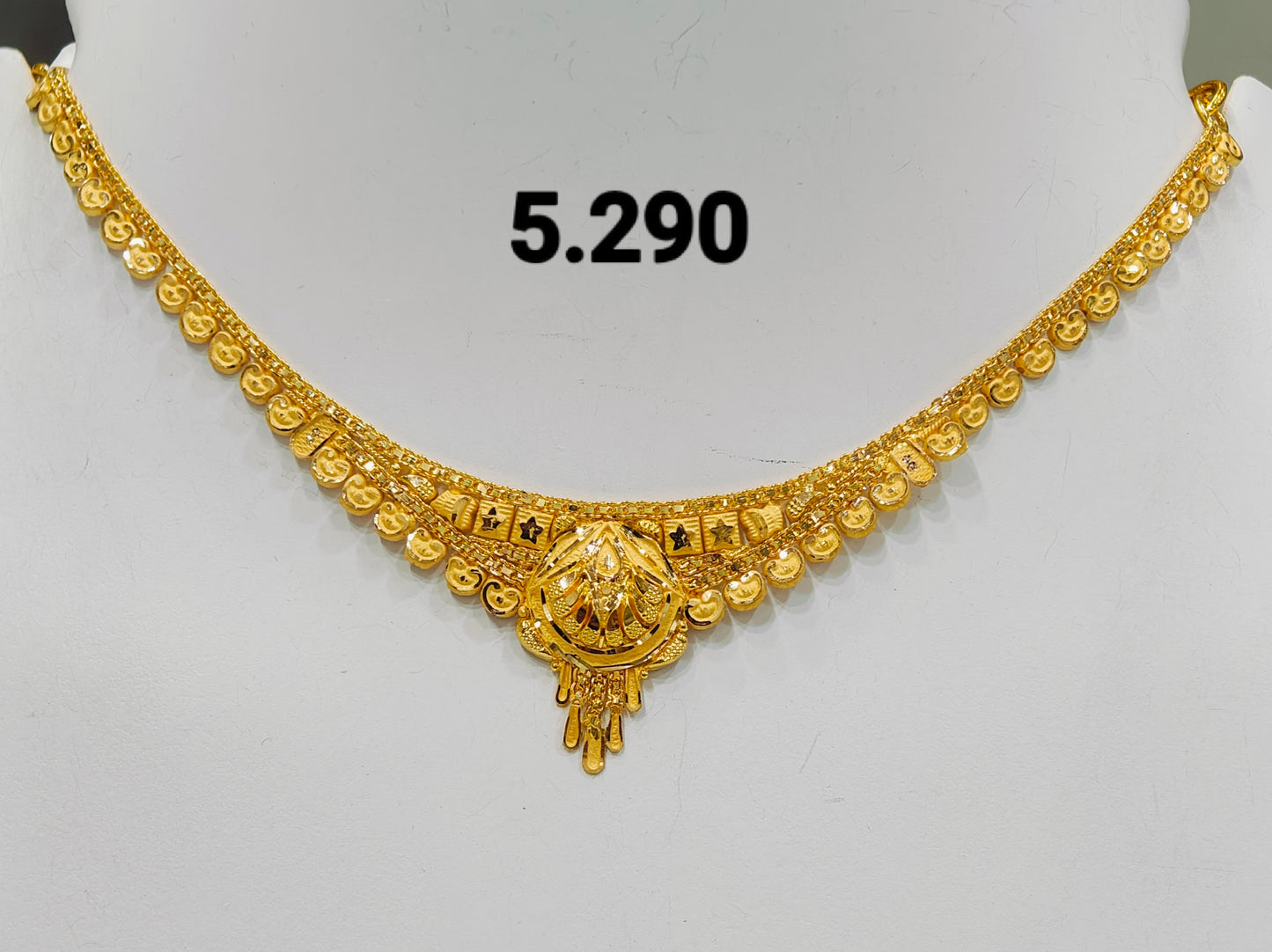Short regular necklace 328