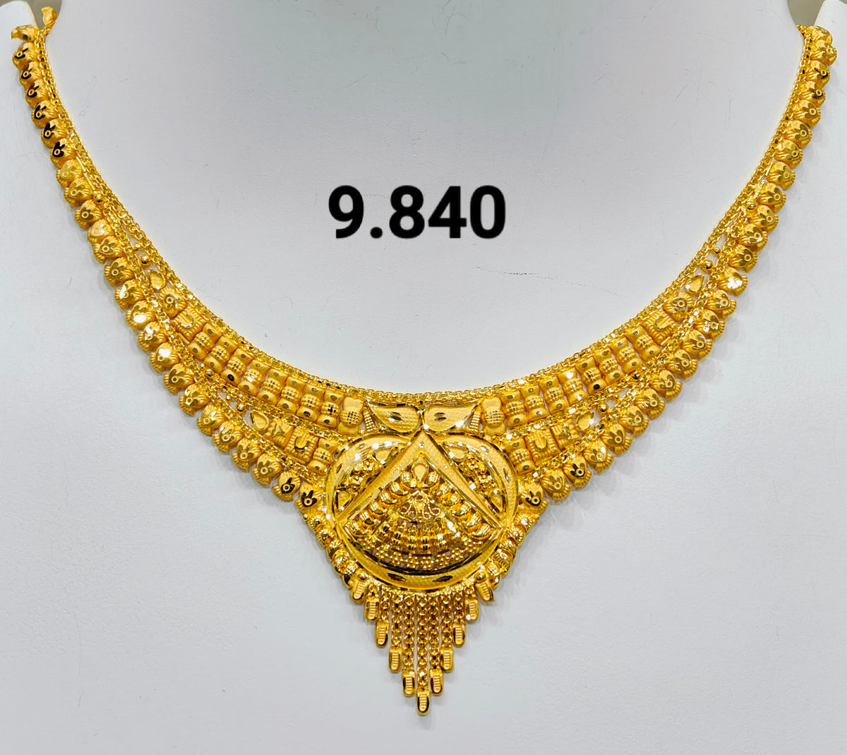 Short regular necklace 356