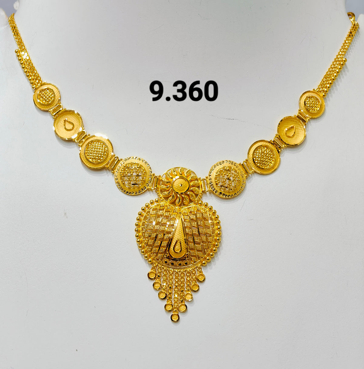 Short regular necklace 346
