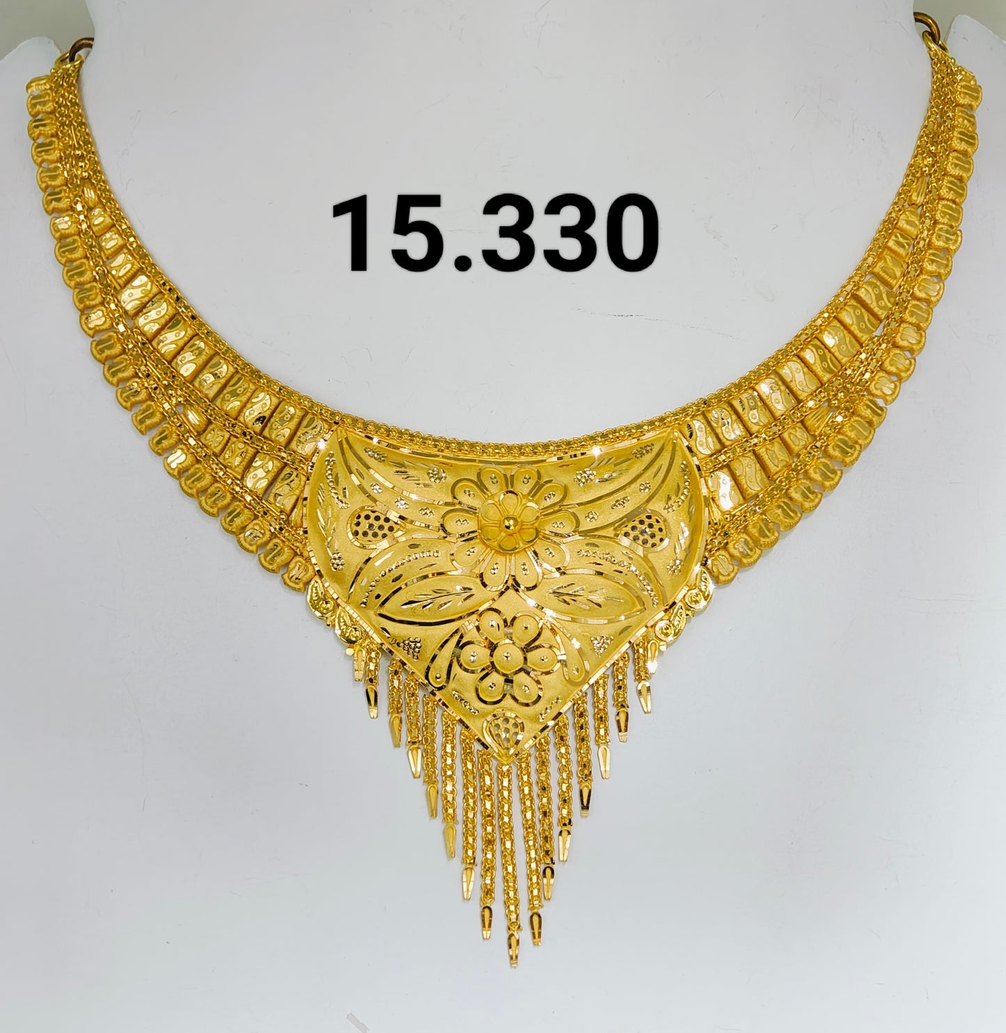 Short regular necklace 299