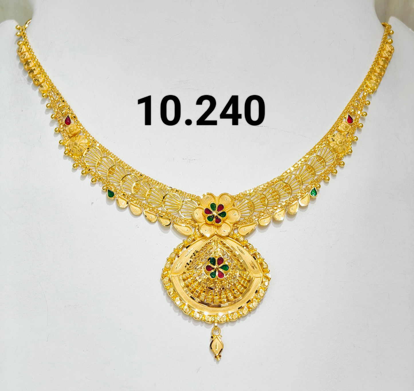 Short regular necklace 285