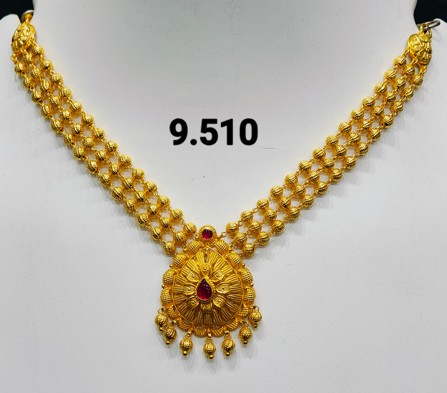 Temple short necklace 098