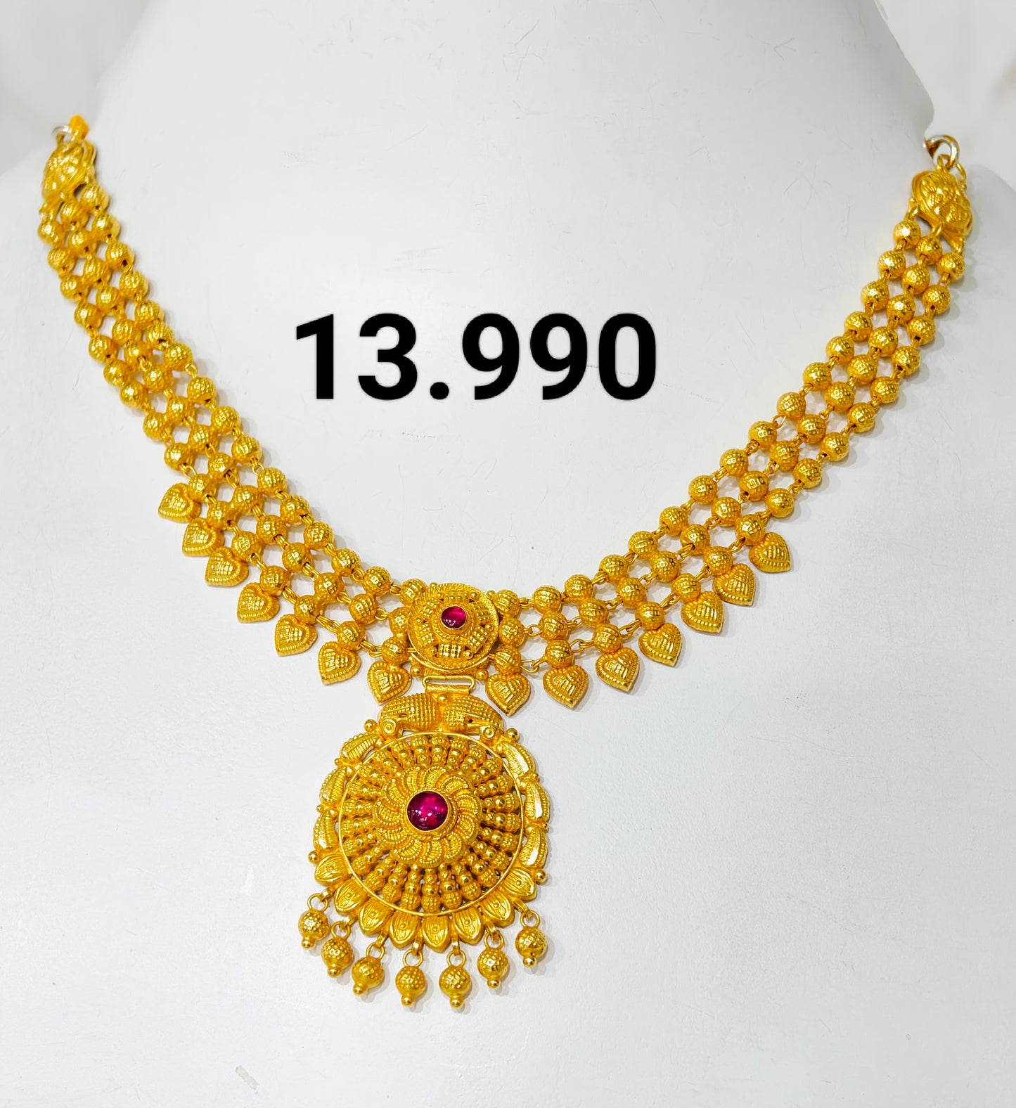 Temple short necklace 064