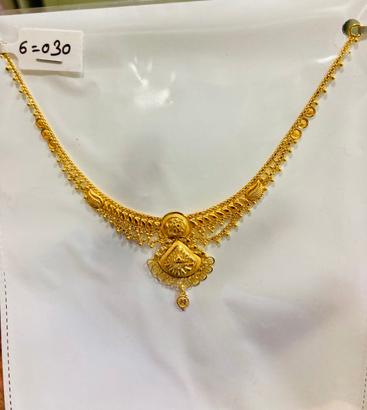 Short regular necklace 082