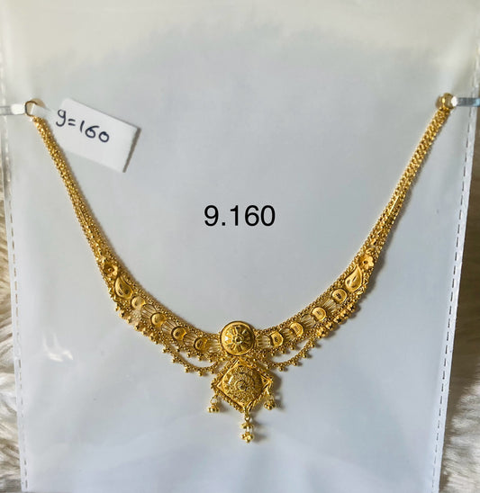 Short regular necklace 133