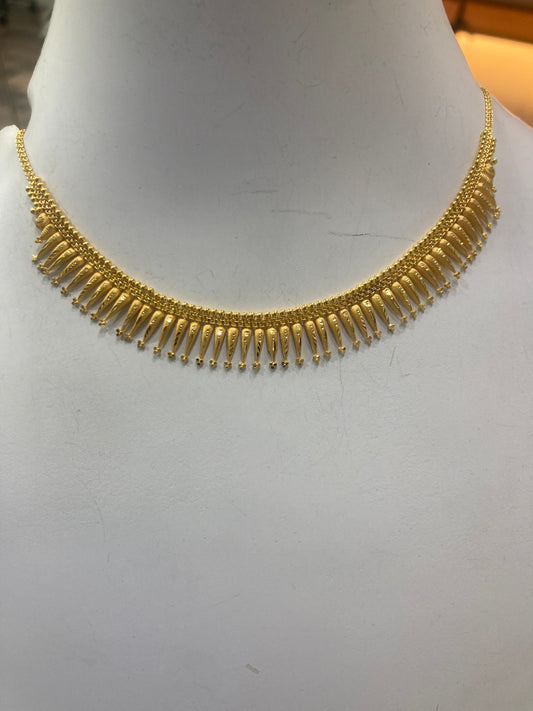 Short necklace 074