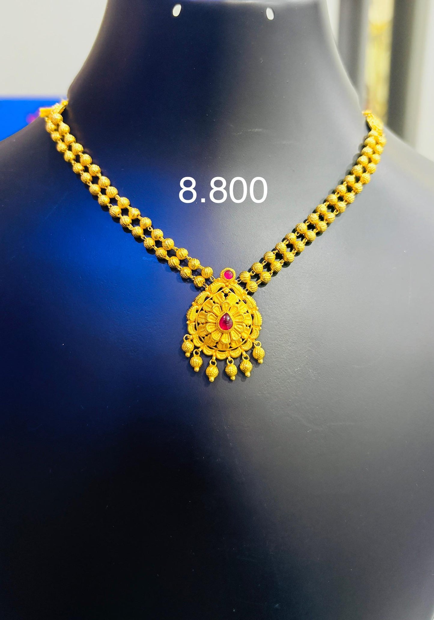 Temple Short Necklace 023