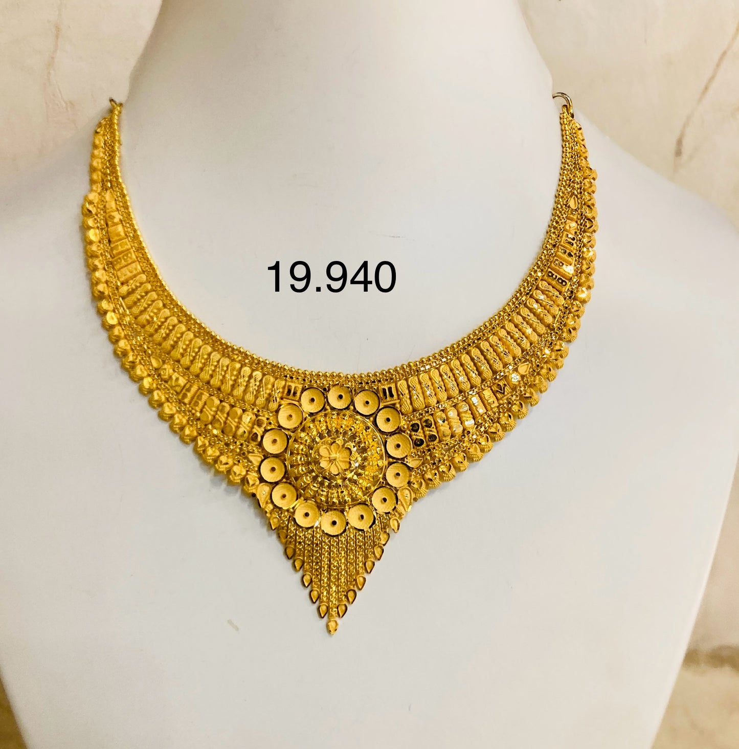 Short regular necklace 171