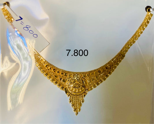 Short regular necklace 138