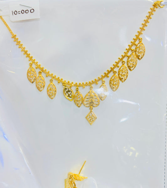 Short Turkish Necklace (with tops) 003