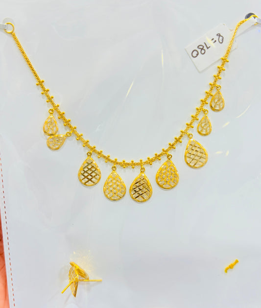Short Turkish Necklace (with tops) 005