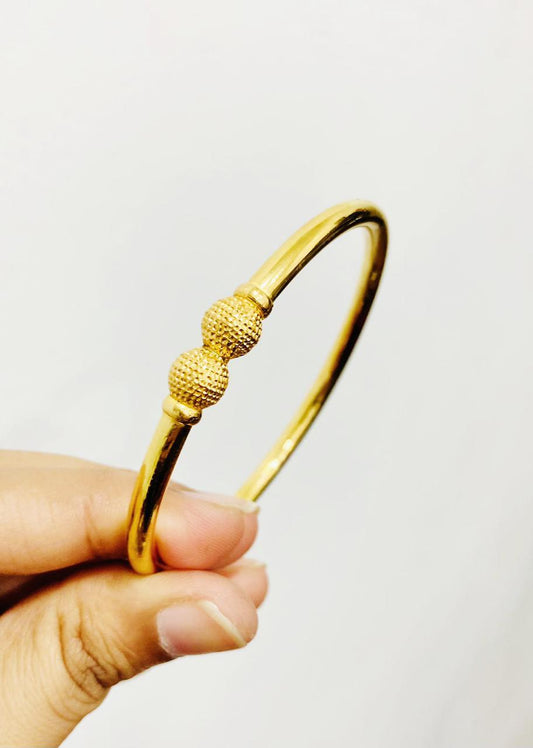Ladies kada
