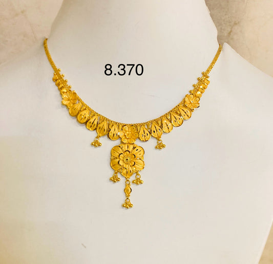 Short regular necklace 173