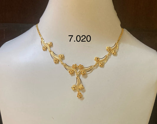 Short regular necklace 119