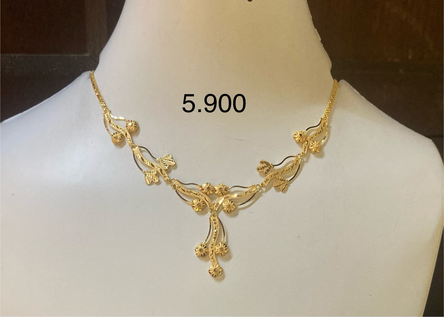 Short regular necklace 116