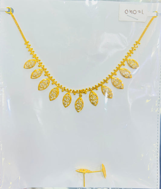 Short Turkish Necklace (with tops) 010