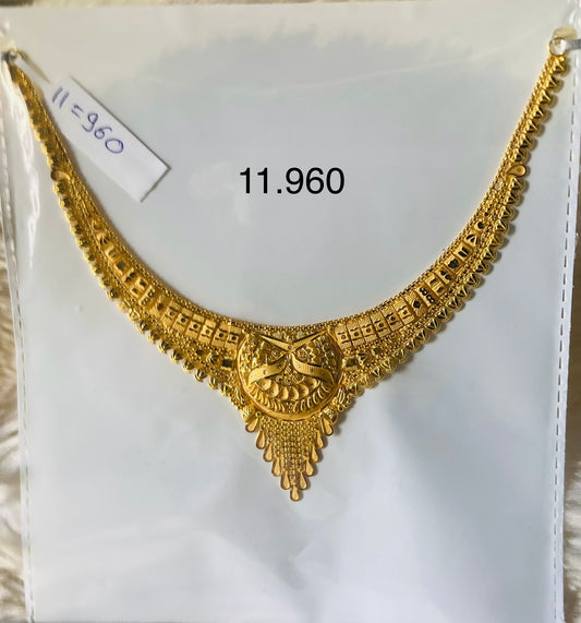 Short regular necklace 132