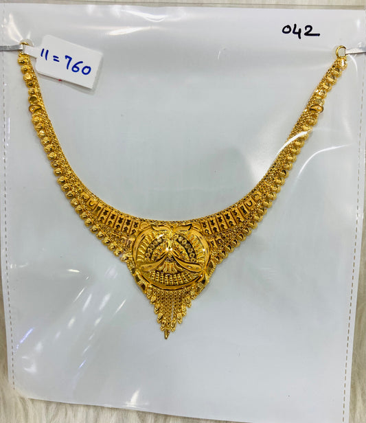 Short regular necklace 042