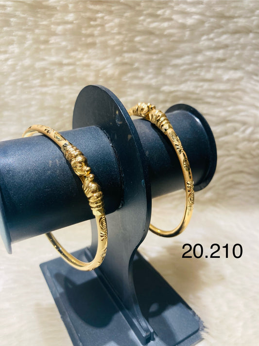 Ladies bangles