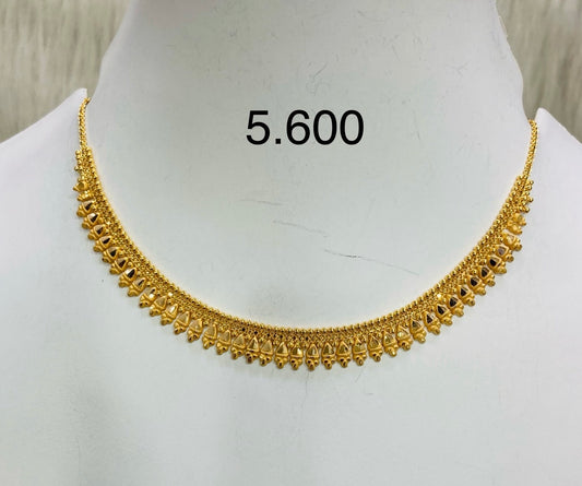 Short regular necklace 057