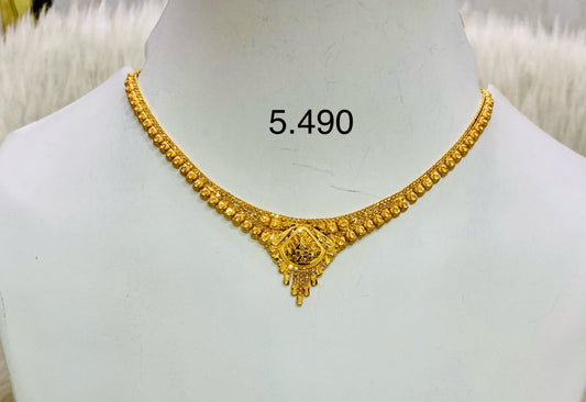 Short regular necklace 060