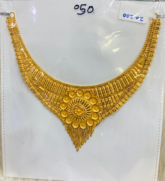 Short regular necklace 050