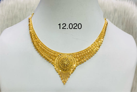 Short regular necklace 062