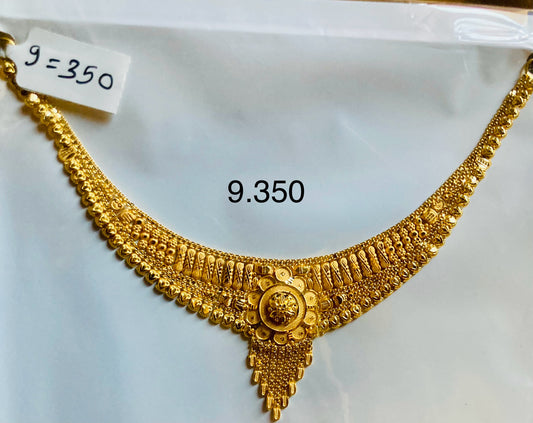 Short regular necklace 145