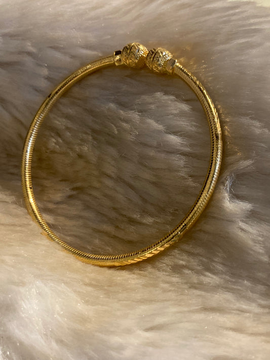 Ladies kada