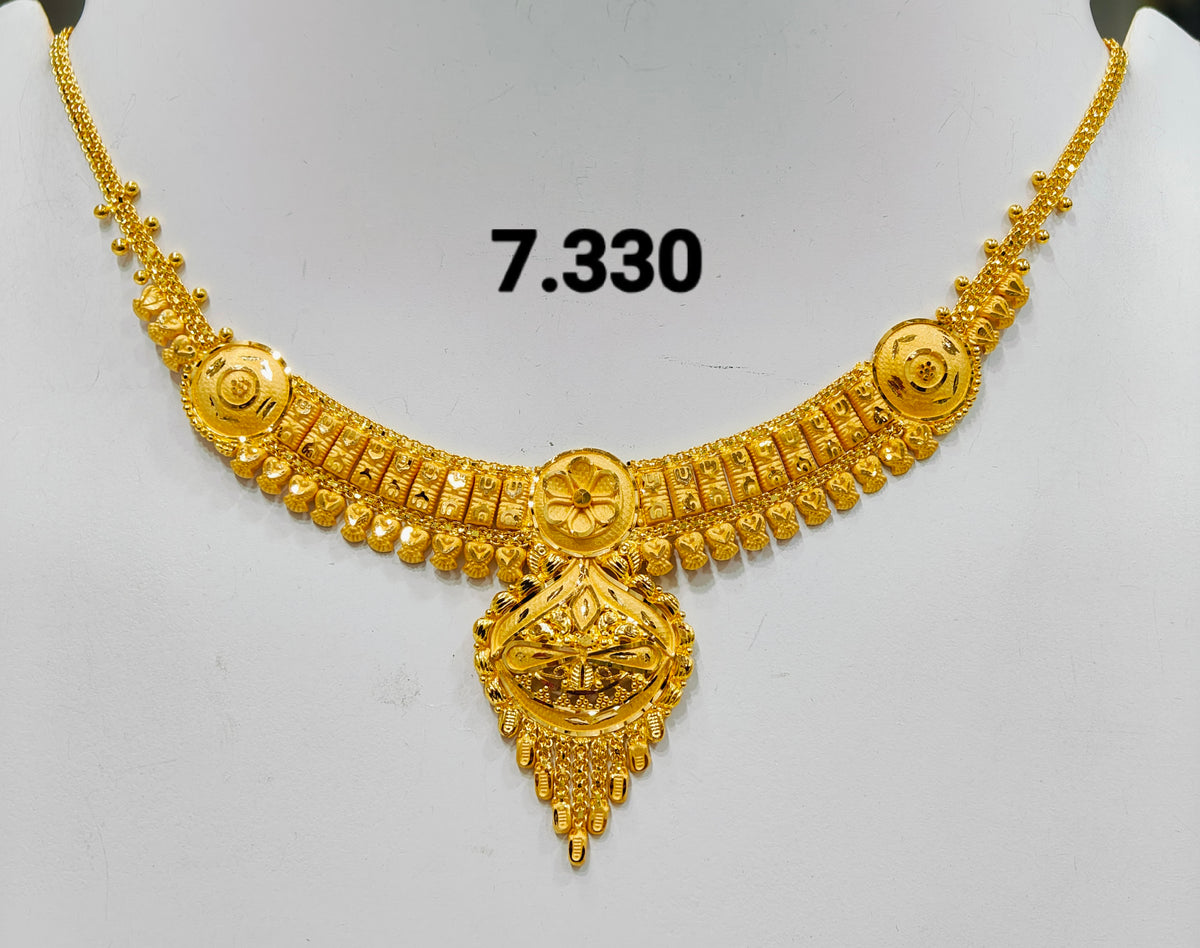 Short regular necklace 340