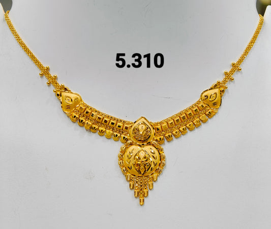Short regular necklace 341
