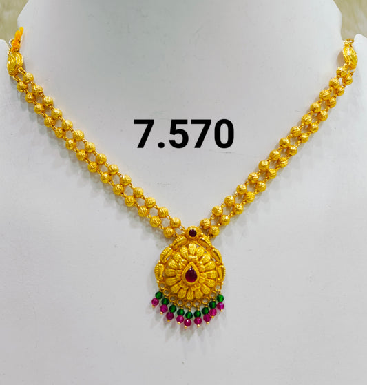 Temple short necklace 059