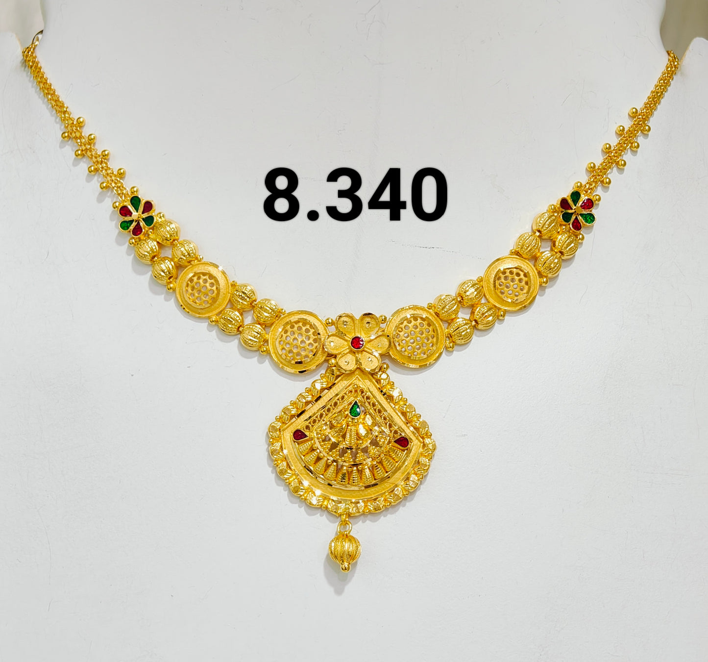 Short regular necklace 302
