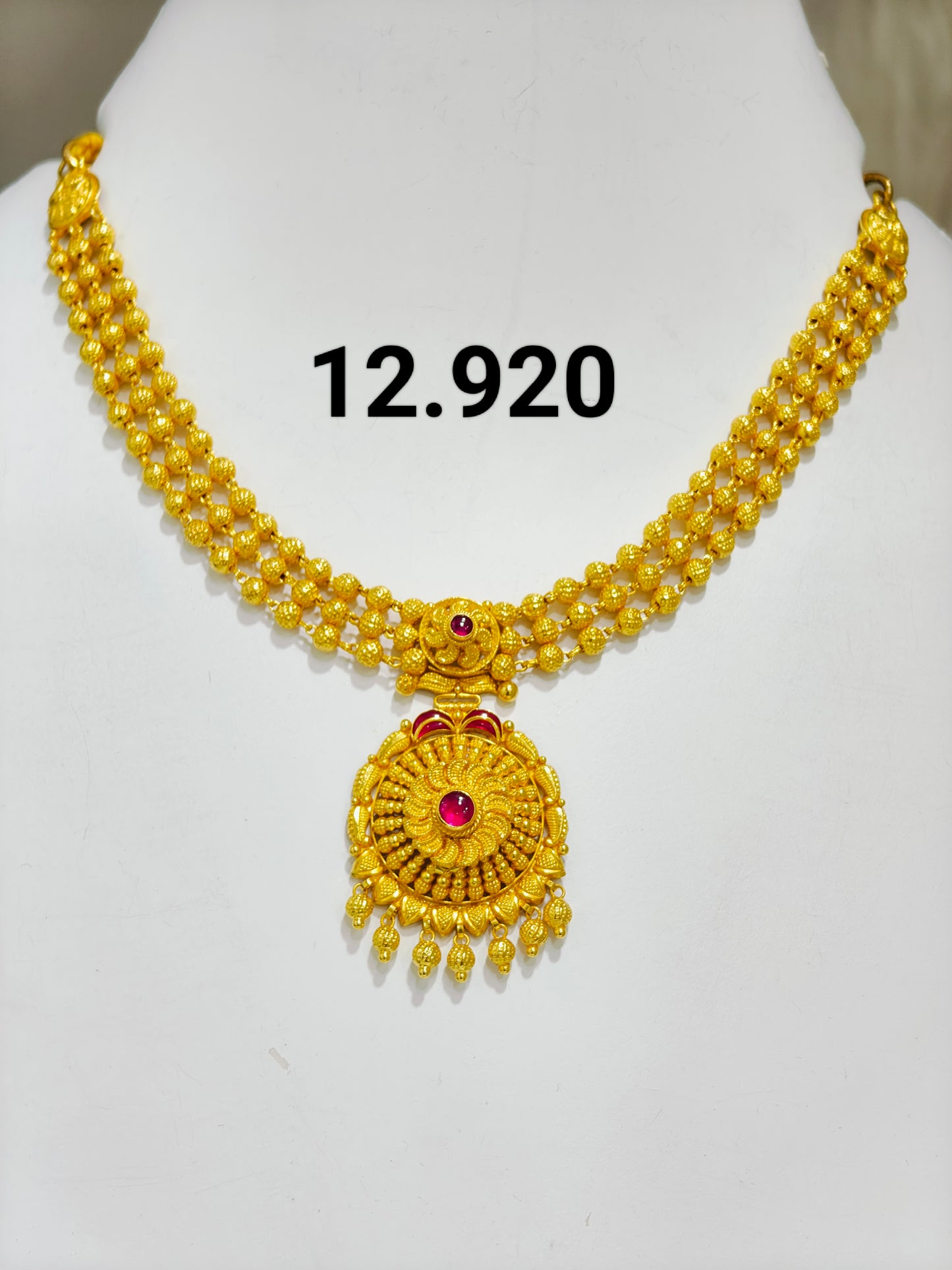 Temple short necklace 078