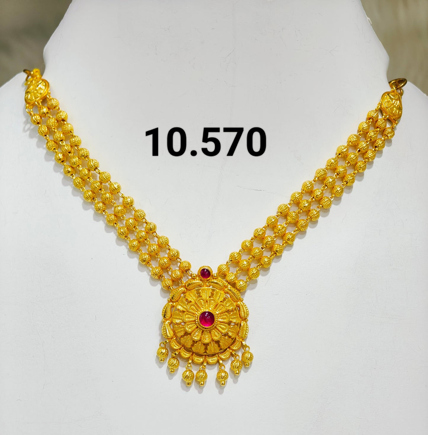 Temple short necklace 075
