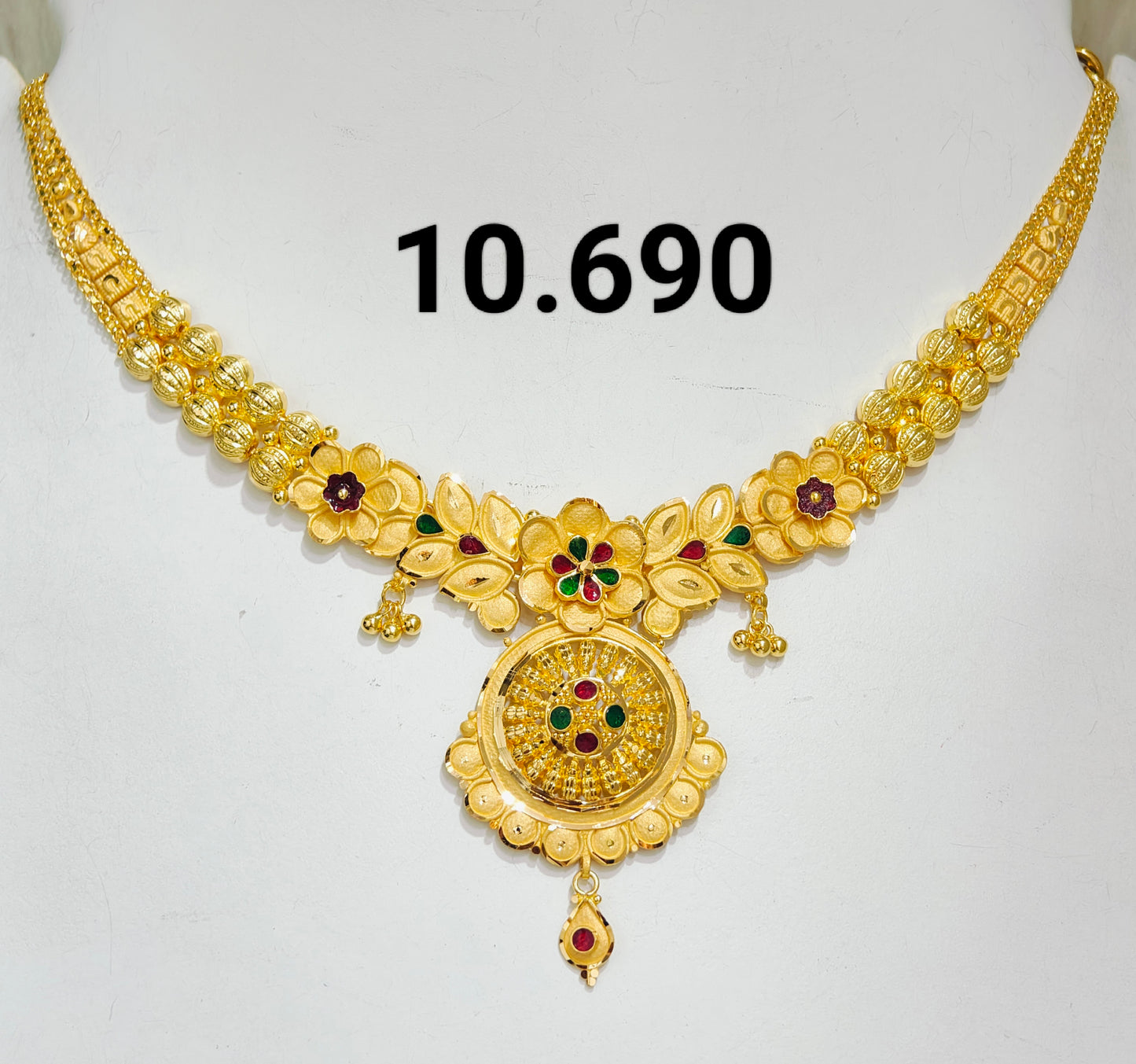 Short regular necklace 284
