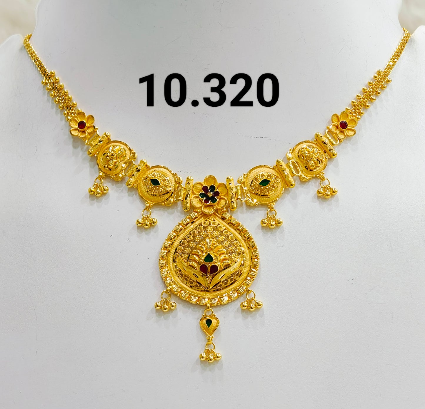 Short regular necklace 236