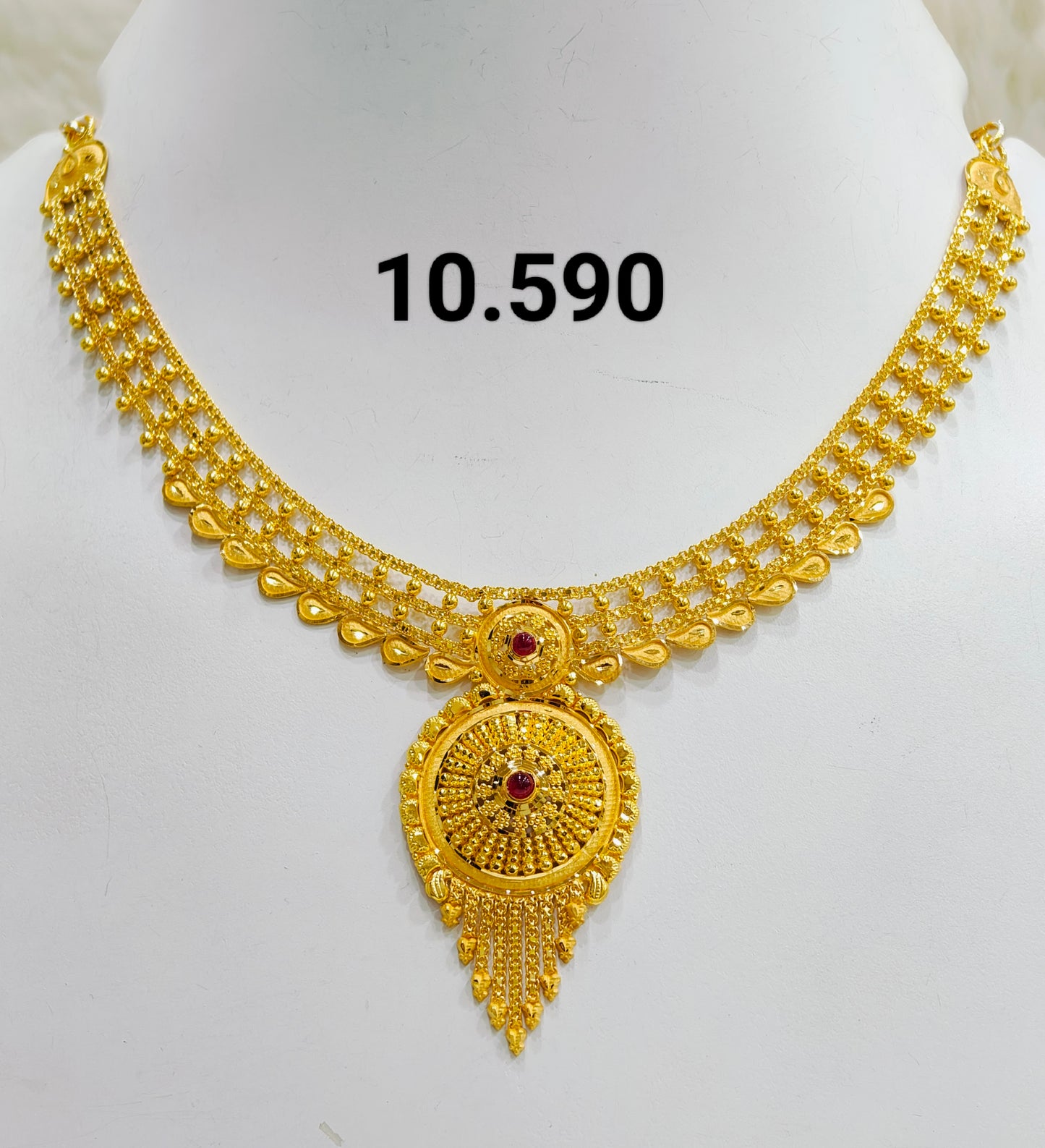 Short regular necklace 232