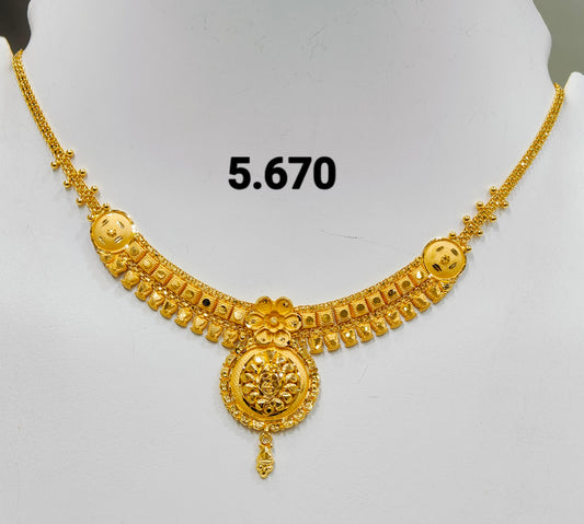 Short regular necklace 319
