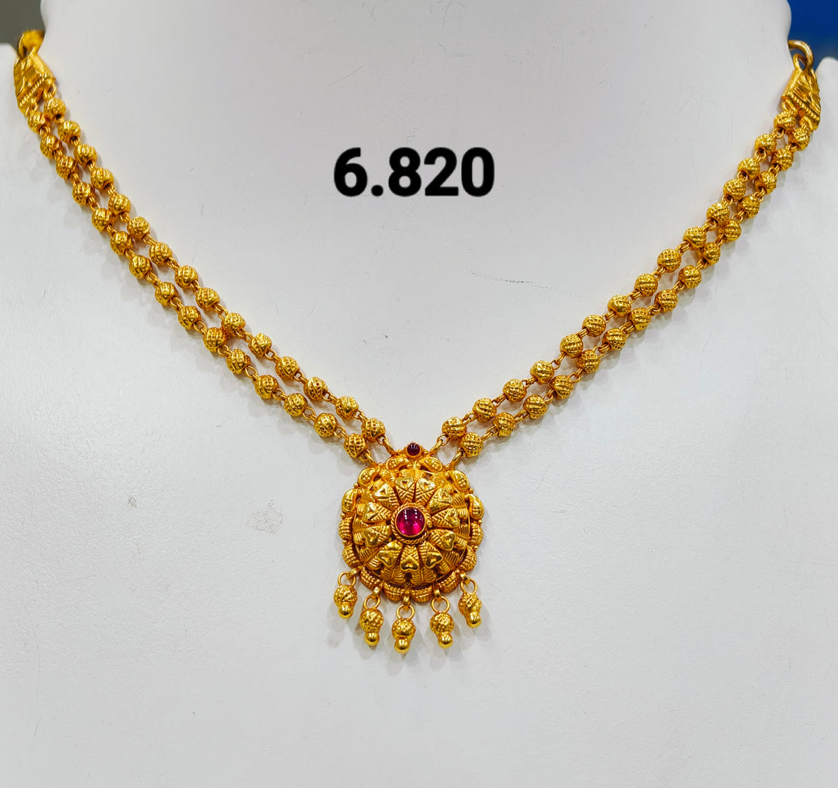 Temple short necklace 111